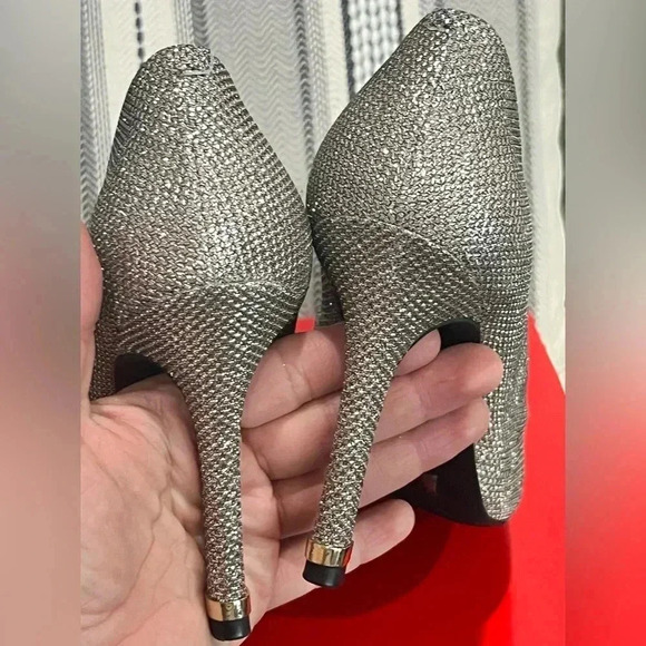 Guess  heels size 5.5 New with box - Picture 6 of 13